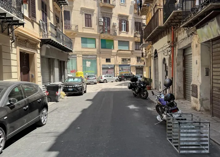 Corte Panormus * パレルモ